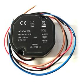 Tápegység kamerákhoz és kaputelefonokhoz. 12 V 2,0 A. DC SD-2412   Tápegység kamerákhoz és kaputelefonokhoz. 12 V 2,0 A. DC SD-2412