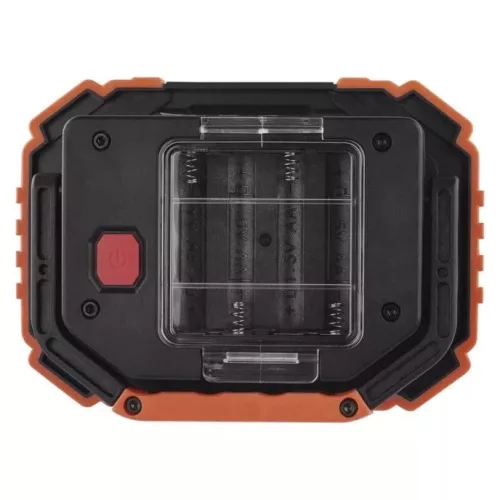 Hordozható, elemes, COB LED-es reflektor. P4113